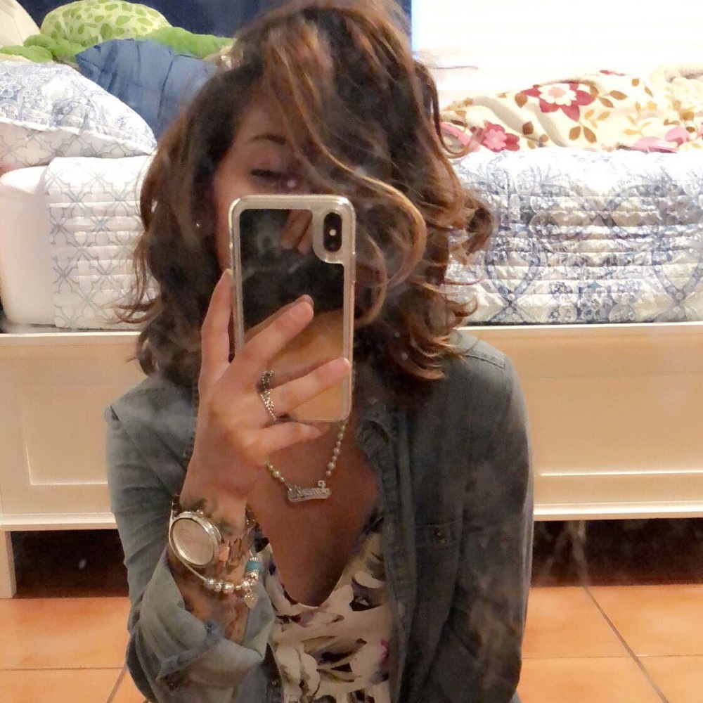 Meet your Posher, Samantha